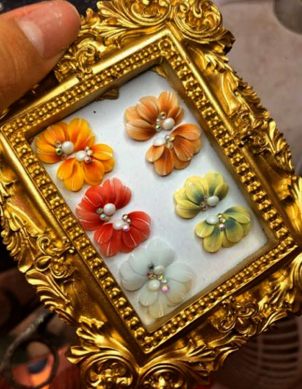 [HCM]Sản phẩm trang trí móng  vẽ nổi Nail desige  hoa vẽ nổi. Hoa nổi 4D Fantasy set 2 hoa theo màu.Hoa dễ bẻ from móng(hàng vẽ tay không đổ khuôn )