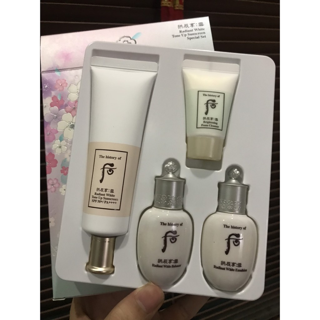 [Hcm]Set Kem Chống Nắng Whoo Trắng Radiant Tone Up Sunscreen Spf50+/Pa++++ Chất Lượng Sản Phẩm Đảm Bảo An Toàn Đến Sức Khỏe Người Dùng Và Cam Kết Hàng Đúng Mô Tả