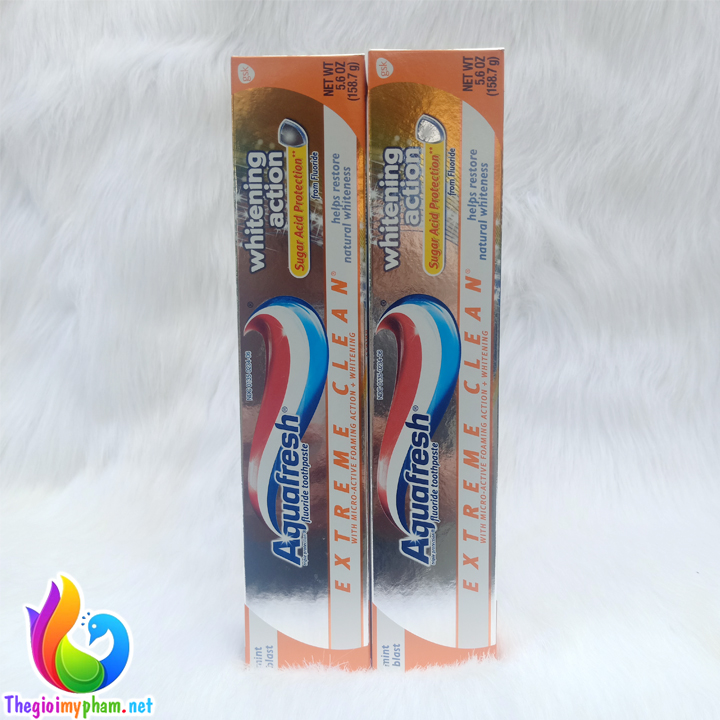 Combo 2 Kem Đánh Răng Aquafresh Extreme Clean Whitening Action 158.7g