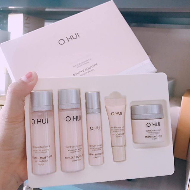 [HCM]Set Ohui Miracle Moisture cấp ẩm dưỡng trắng hồng 5 sản phẩm