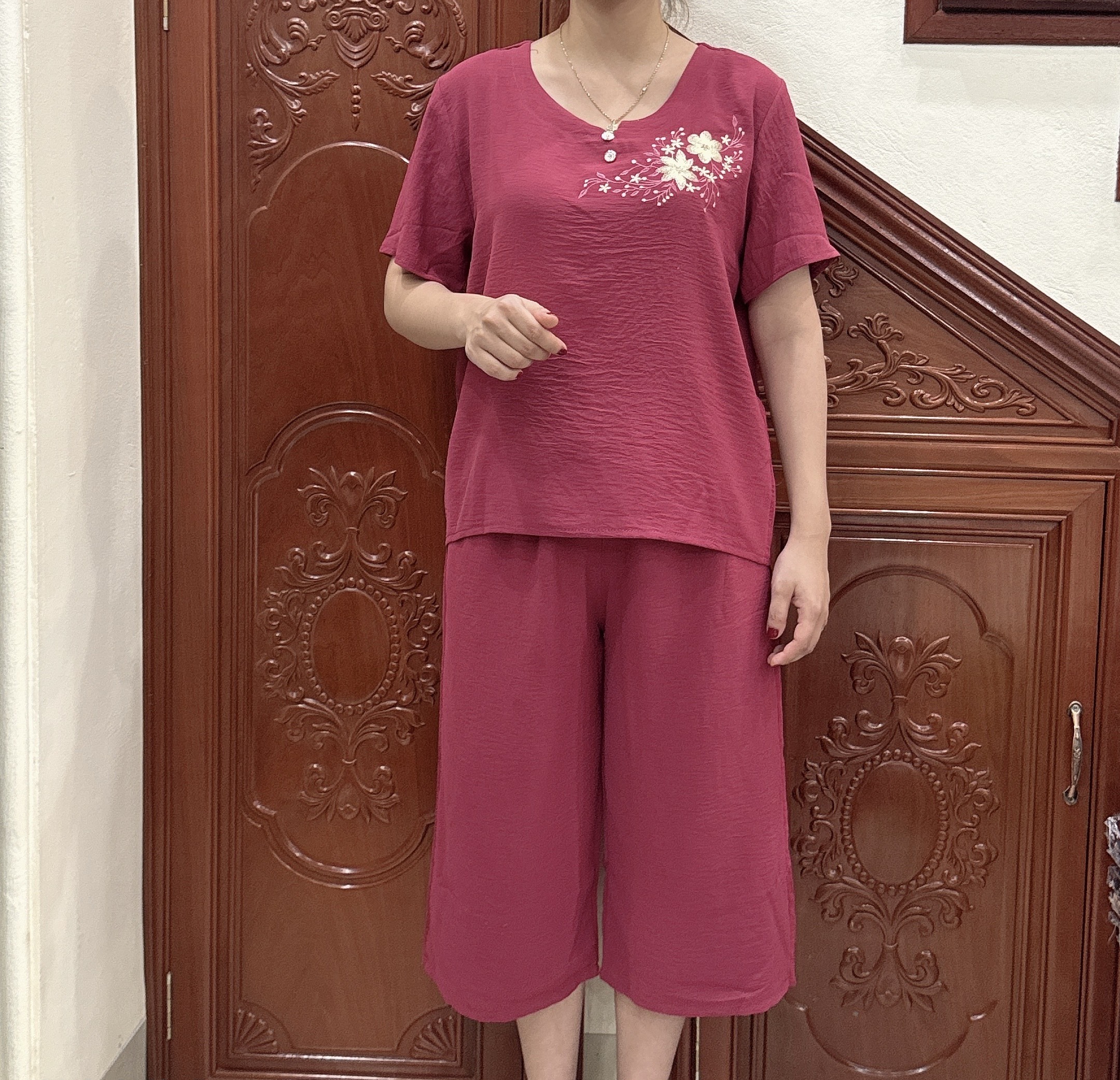 Đồ Bộ Trung Niên Đũi Cho Mẹ Và Bà Chất Đũi Lạnh Cao Cấp From Rộng Thoáng Mát