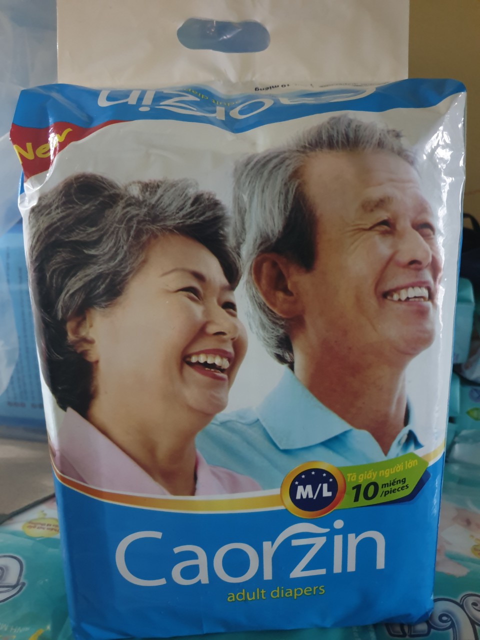 Tã Dán Caorzin Size M/L Dành Cho Người Già Mẹ Mới Sinh ( 10Cm X 23Cm X 20Cm)