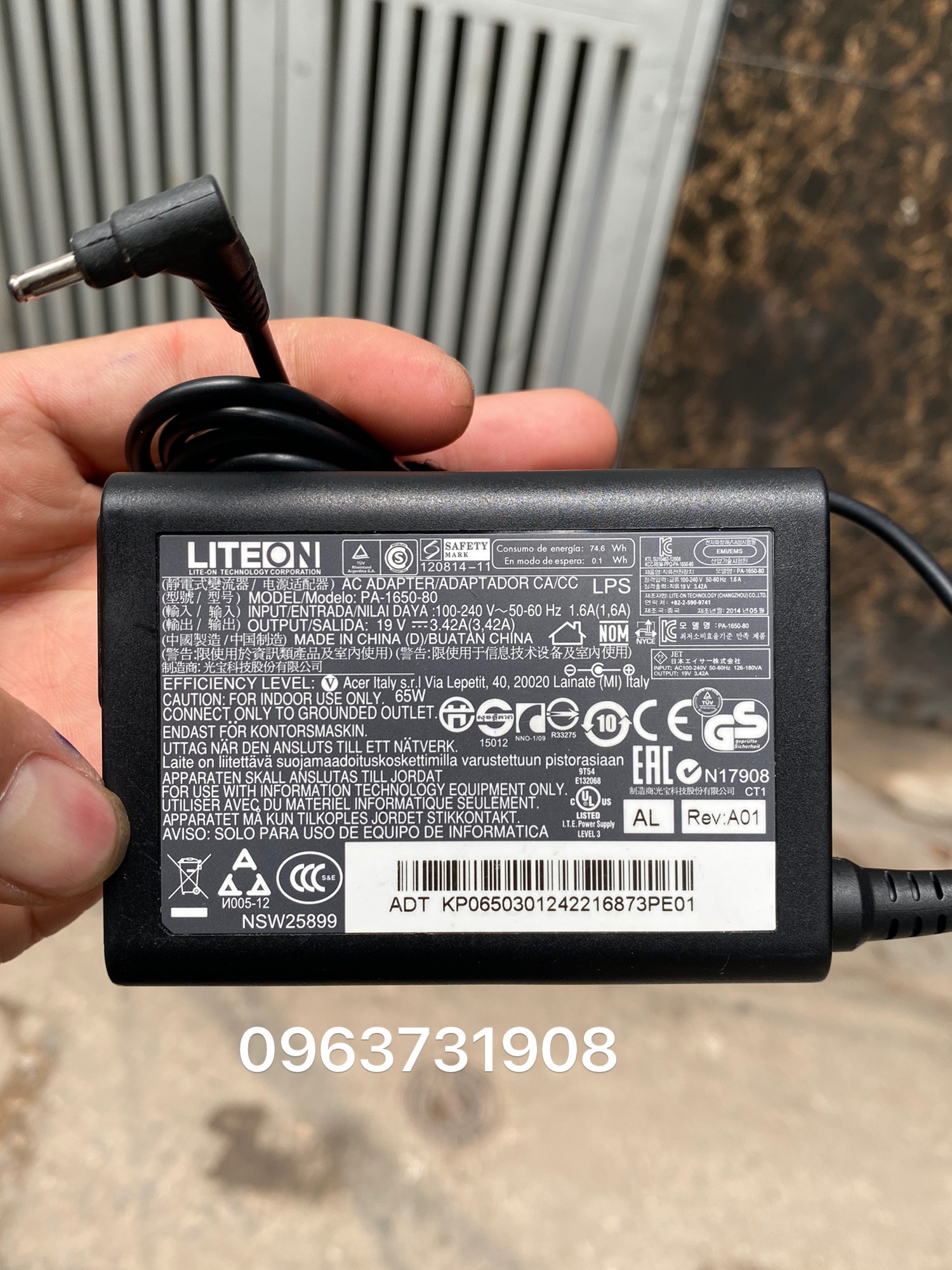 Sạc laptop acer LITEON 19V-3.42A MODEL PA-1650-80 chân cắm 3.0 * 1.1mm