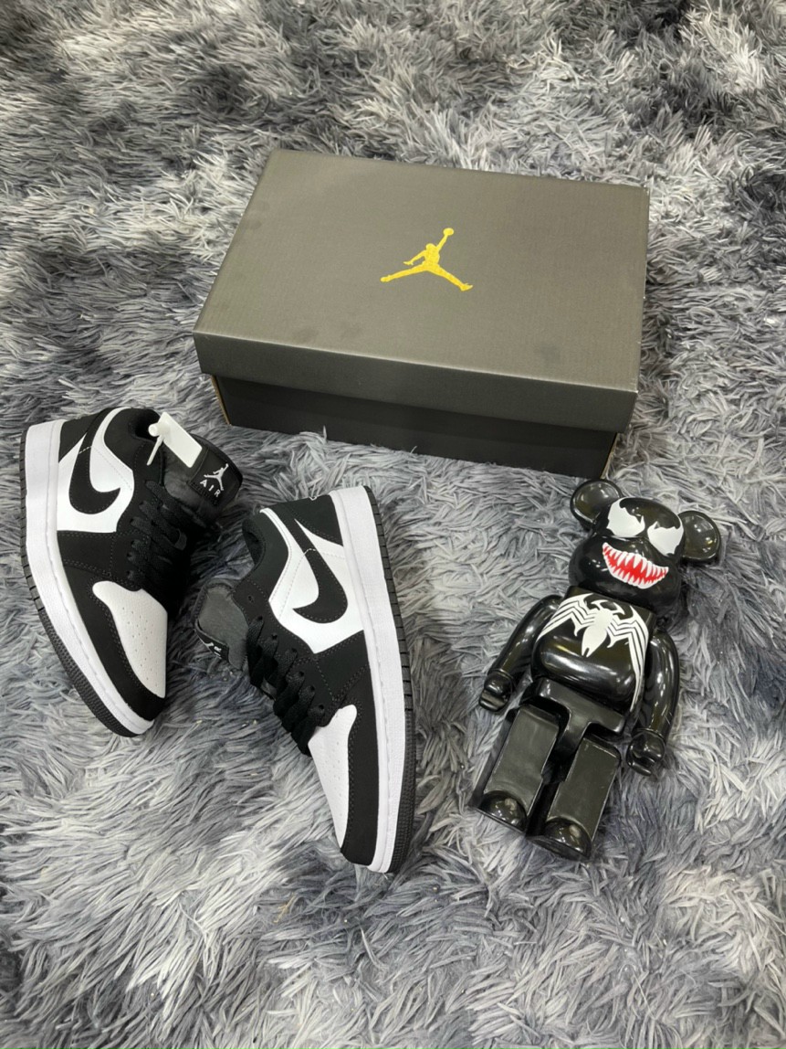 (ảnh+video) Giày Nike Air Jordan 1 Low Panda Cổ Thấp (full bill+box)_Giày Sneaker Nam Nữ Đen Trắng, Giày Nike Air Jordan 1 JD 1 Panda Cổ Thấp Cao Cấp 2021