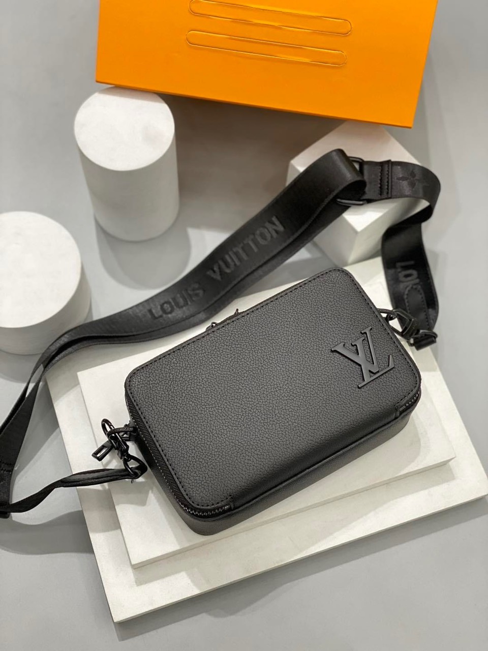 Túi đeo chéo hàng hiệu Louis Vuitton bản new 2022 - TDC112 - LOUIS KIMMI