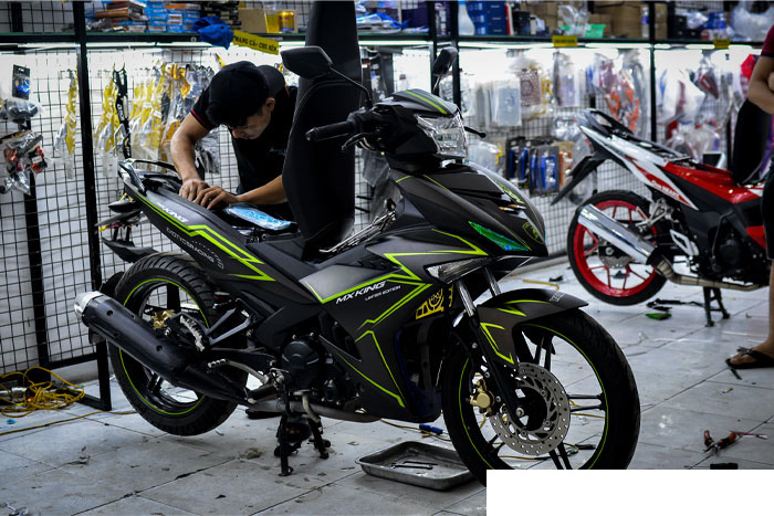 Tem trùm exciter 150 đen chỉ xanh lá tem exciter 150 team trùm exciter 150 tem xe exciter 150 team t