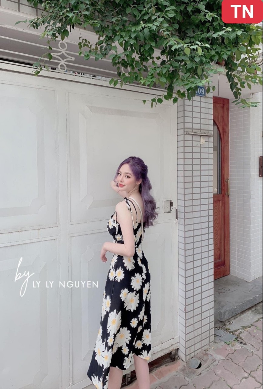 Bộ Váy Yếm Áo Thun 🦋 Set Yếm 2 Dây Hoa Cúc Kèm Áo Thun 🦋 | Shopee Việt Nam