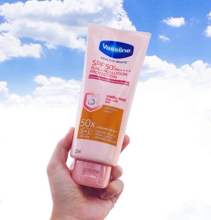 Sữa Dưỡng Thể Vaseline Perfect Serum 50X Tuýp 320ml