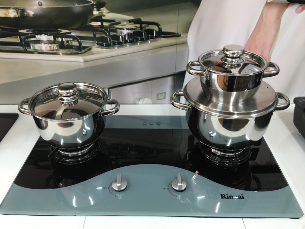 Đại lý Bếp ga âm Rinnai RV-212BG