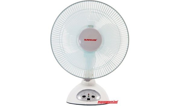 Quạt sạc Sunhouse SH712 giá rẻ tại nguyenkim.com