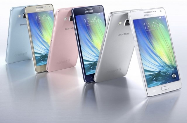 Samsung Galaxy A7 – Bản “ phóng to” của Samsung Galaxy A5