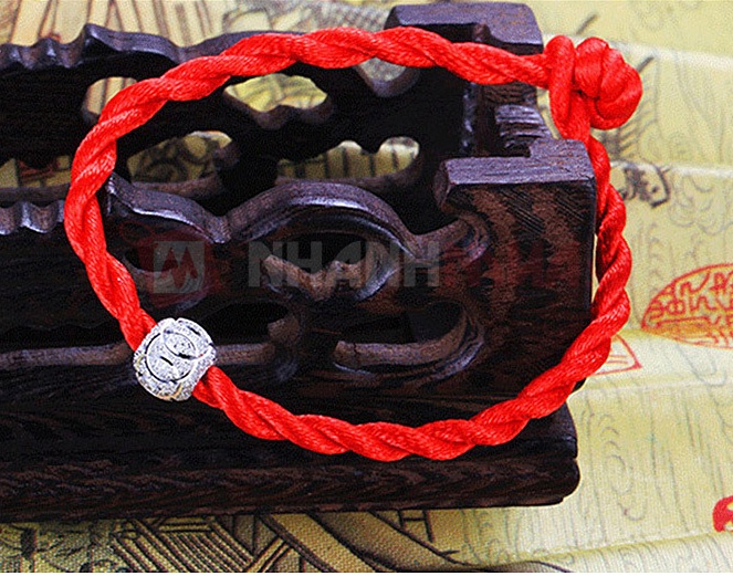 Vòng tay Charm may mắn Bạc Thái