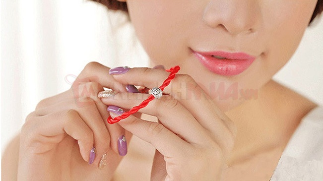 Vòng tay Charm may mắn Bạc Thái