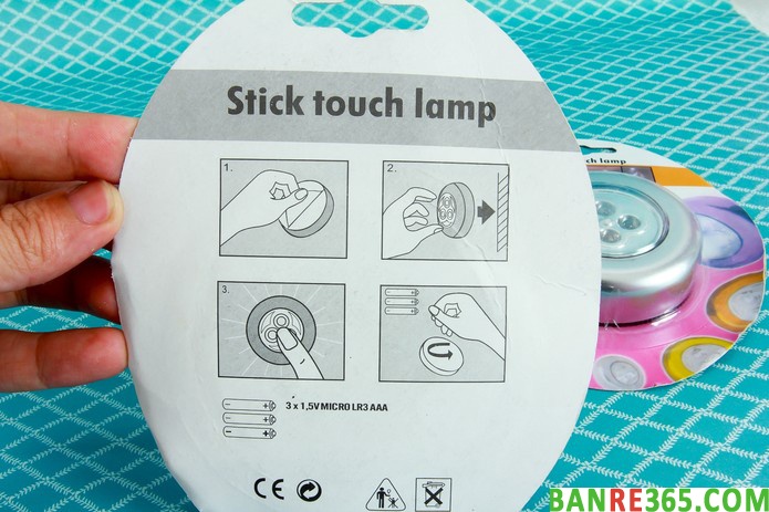 3 đèn led loại 4 bóng dán tường tiện dụng - 2
