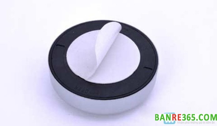 3 đèn led loại 4 bóng dán tường tiện dụng - 1
