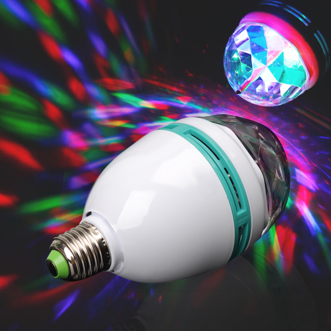 khuyen mai den cau led xoay nhieu mau tao hieu ung doc dao gia re