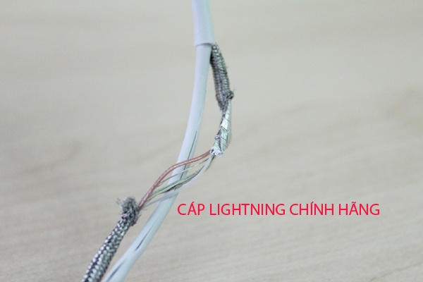 cap-lightning-chinh-hang-cho-iphone-5-5s (4)
