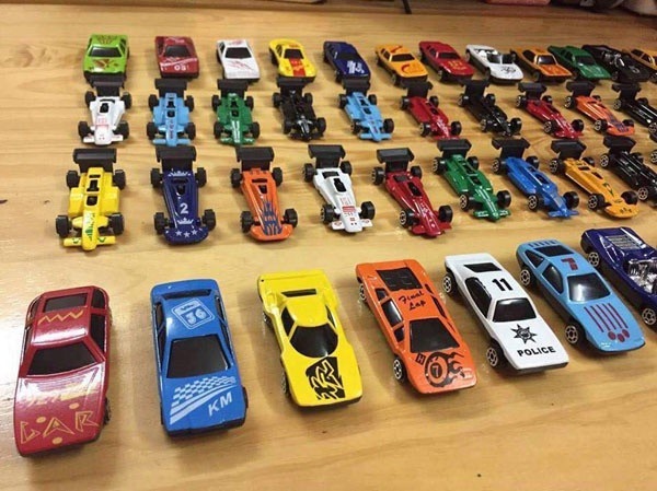 Set 50 ô tô sắt cho bé 2