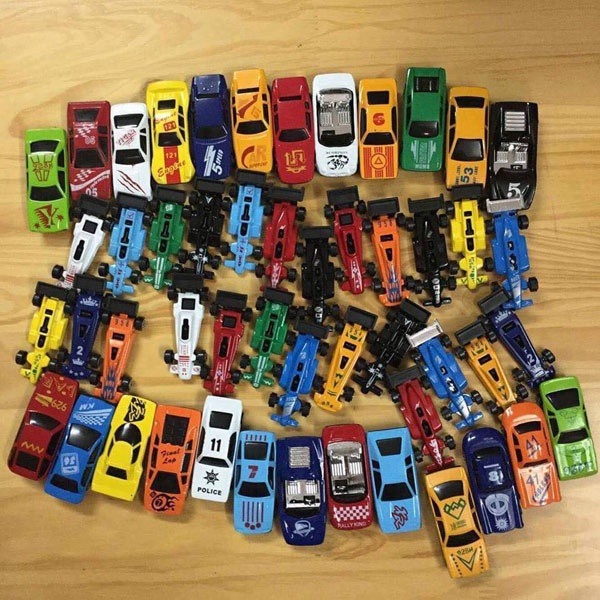 Set 50 ô tô sắt cho bé 3