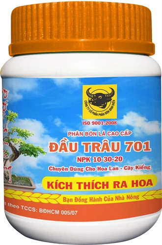 Phân bón lá Đầu Trâu MK 701