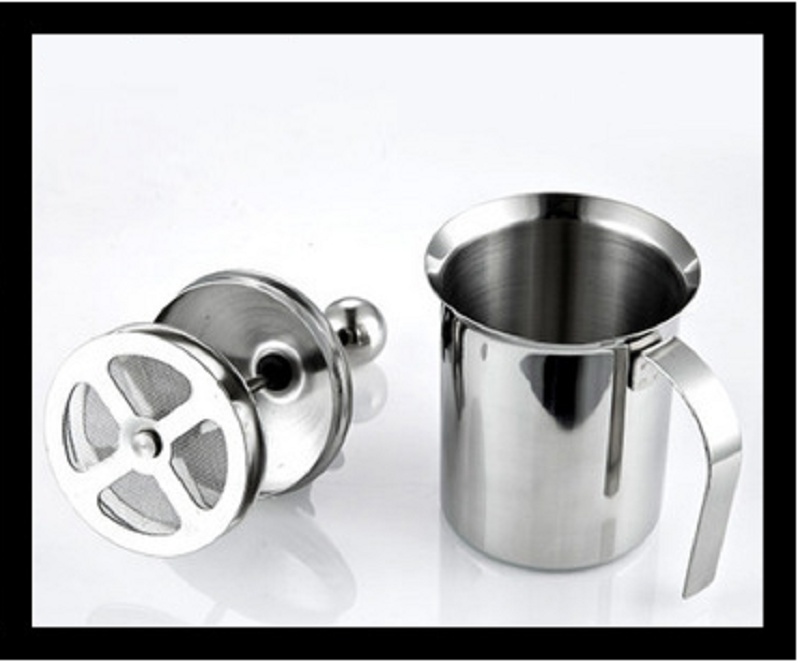 Bình đánh sữa làm cappuchino