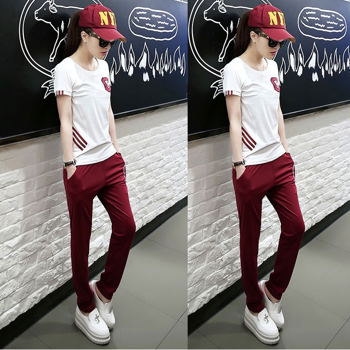 Bộ đồ thể thao nữ chữ G TT64