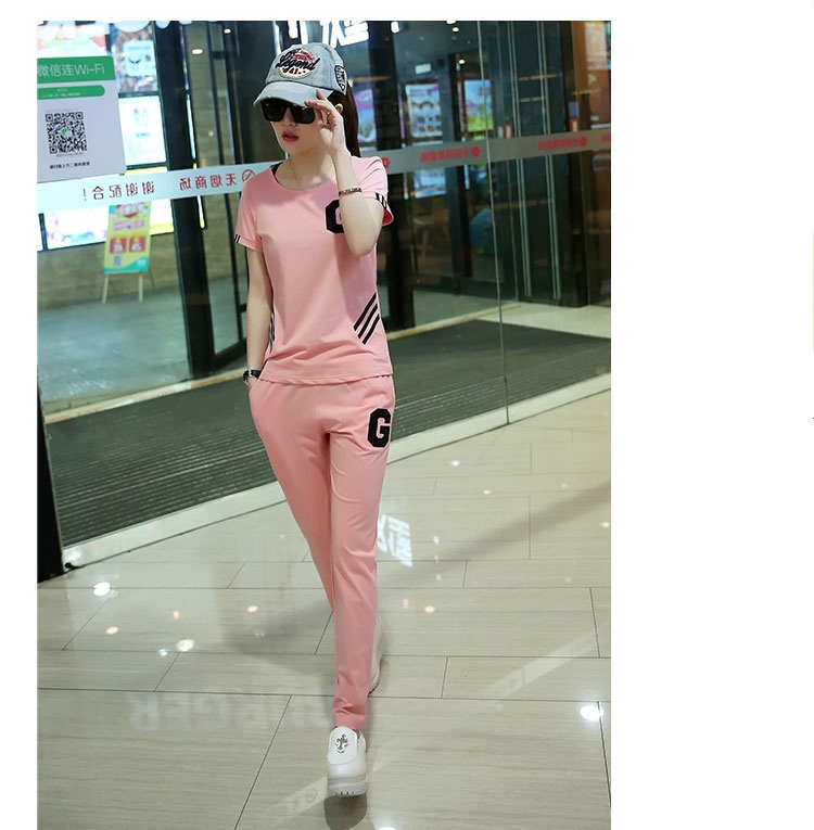 Bộ đồ thể thao nữ chữ G TT64
