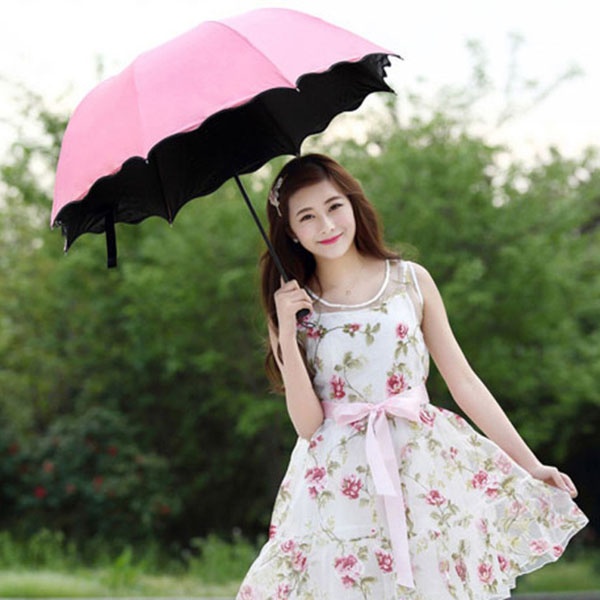 Ô gấp gọn gặp nước nở hoa độc đáo