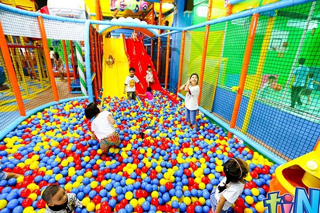 Khu vui chơi tiNiWorld toàn quốc - Vé vào cổng dành cho 01 bé và 01 phụ huynh - áp dụng Lễ, Tết