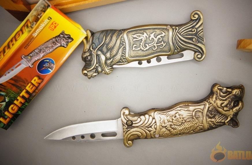 Hộp Quẹt Bật Lửa Kiêm Dao Bấm Hình Rồng, Hình Hổ Hộp Quẹt Bật Lửa Kiêm Dao Bấm Hình Rồng, Hình Hổ