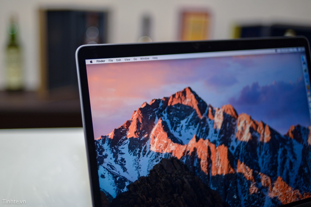 Macbook_Pro_13_late_2016-32.jpg