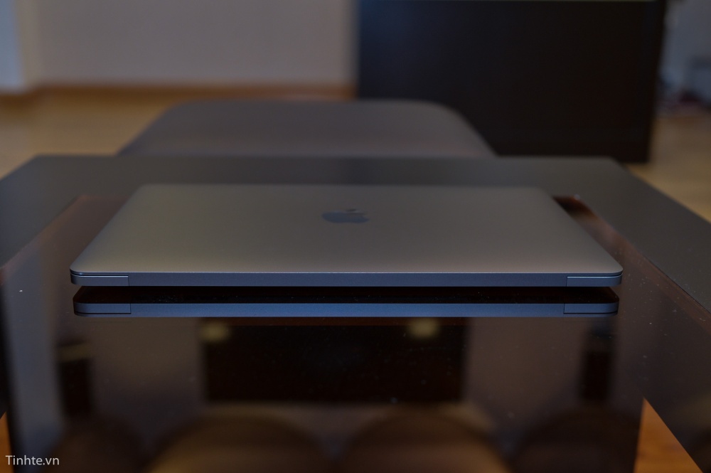 Macbook_Pro_13_late_2016-19.jpg