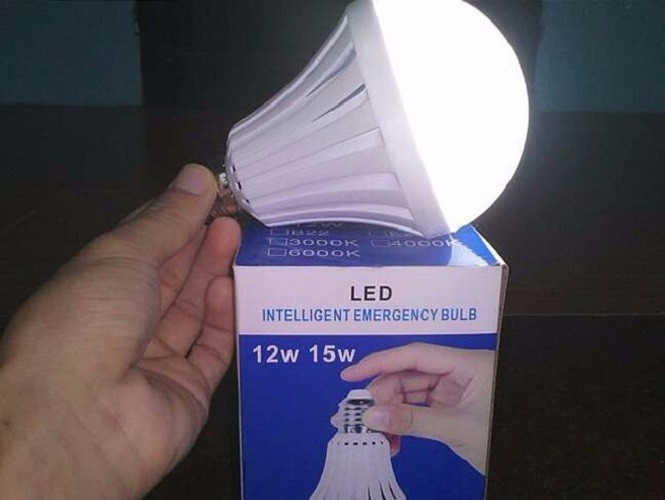 Bóng Đèn Led Tích Điện Cảm Ứng Nhiệt 15W -0965.011.567 20