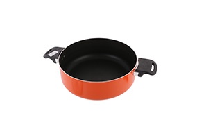 Vỏ ngoài đẹp mắt dễ vệ sinh