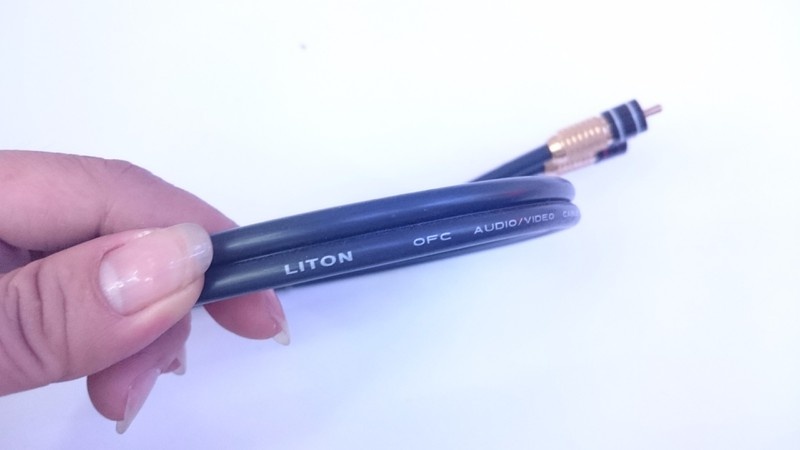 Dây AV LITON xanh 2