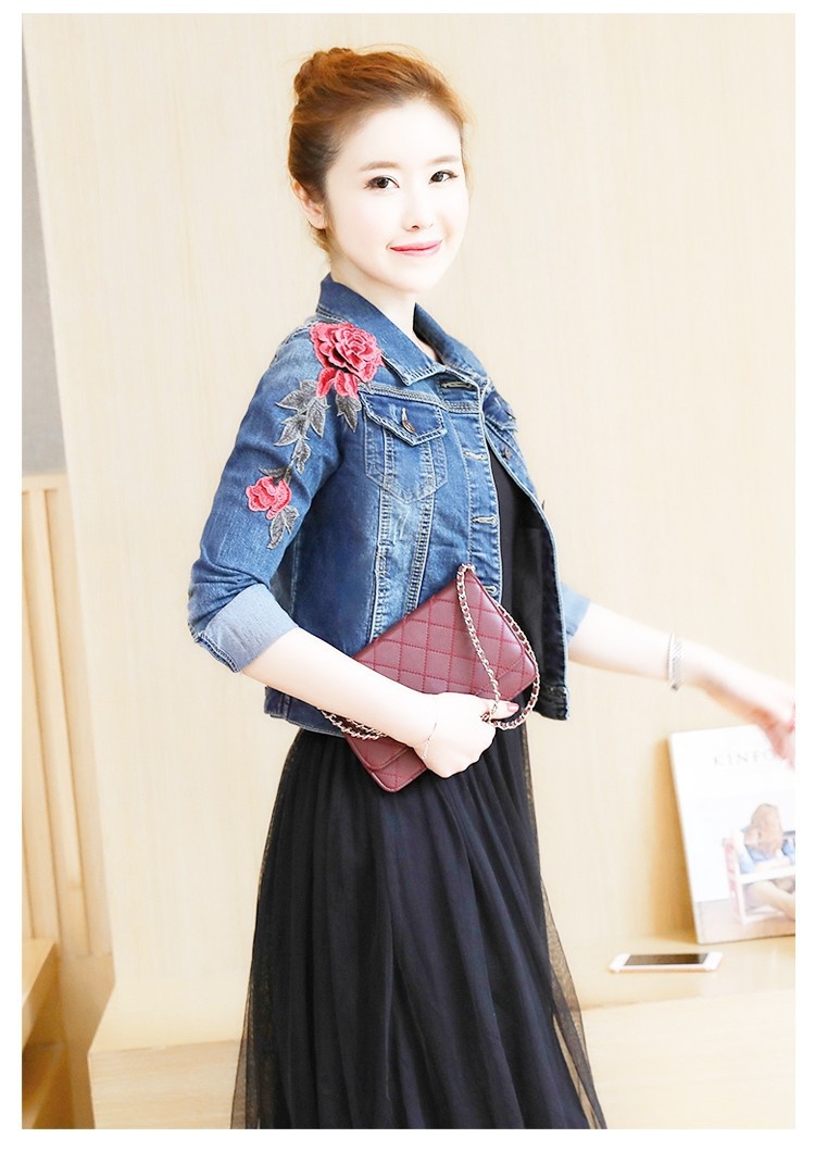 ÁO KHOÁC JEANS THÊU HOA HỒNG BY1053 8