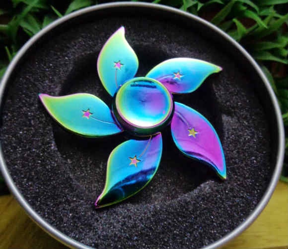 Con quay giảm stress hand spinner cao cấp