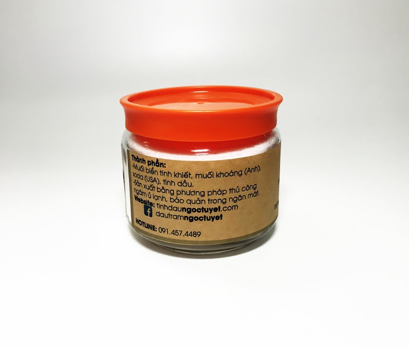 muối tinh dầu rửa mặt