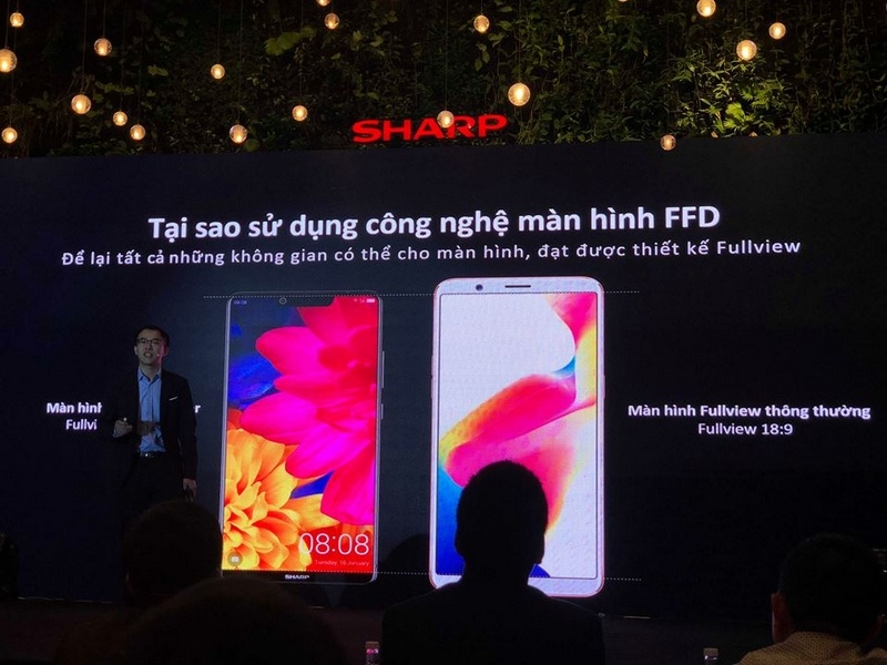 Sharp Aquos S3 ra mắt tại Việt Nam