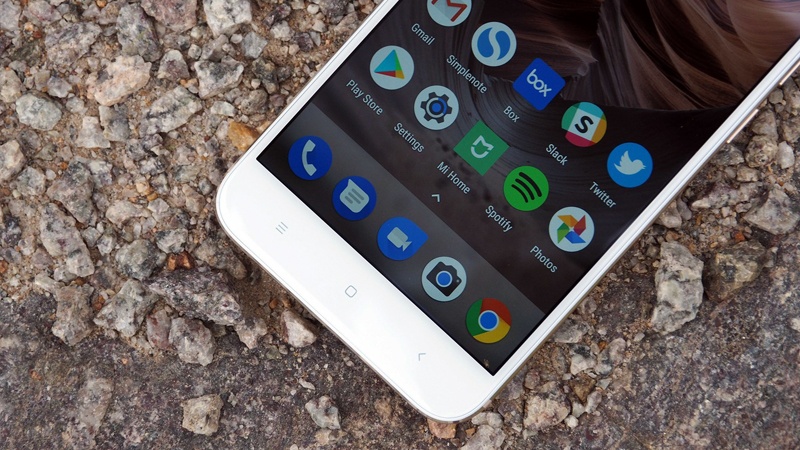 Trên tay Xiaomi Mi A1 Trên tay Xiaomi Mi A1