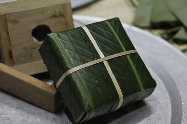 Cách gói bánh chưng bằng khuôn cực dễ cho ngày Tết - 10